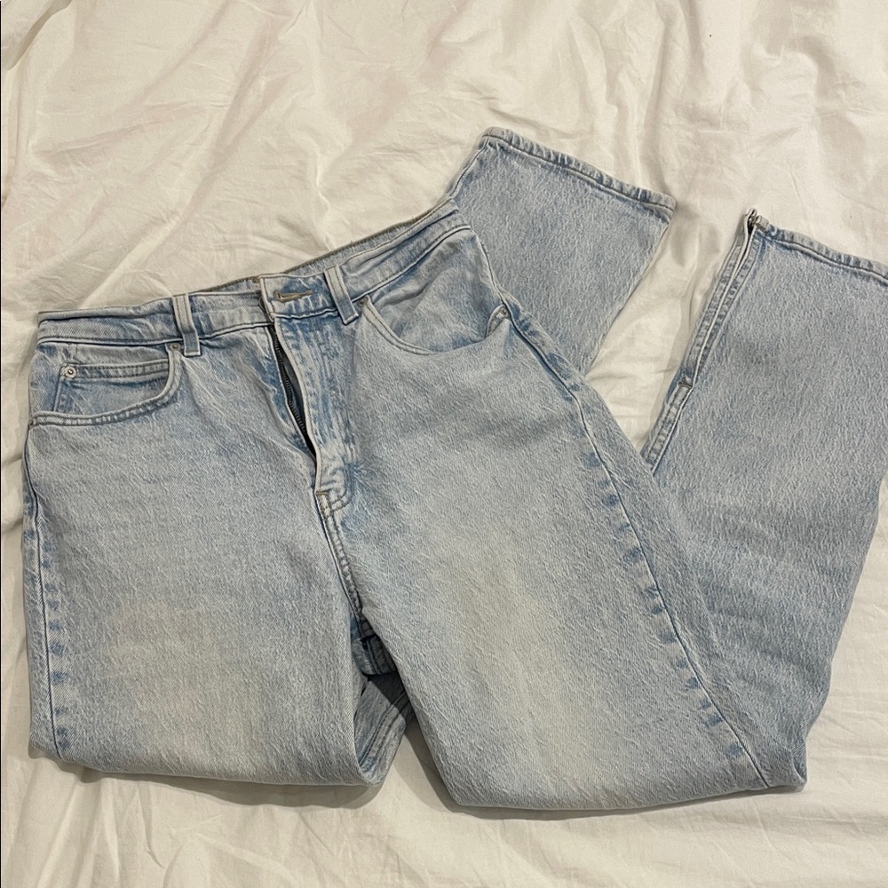 Light Blue Levi’s Denim Jeans